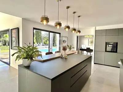 Maison, 170 m²