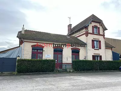 Maison, 253 m²