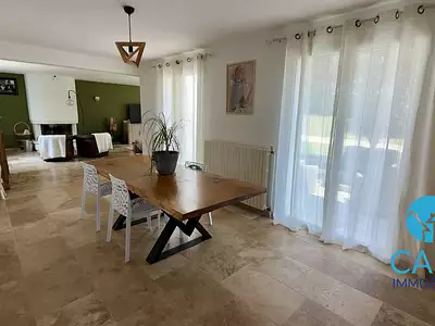 Maison, 174 m²