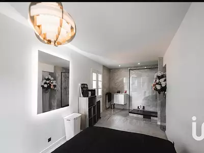Maison, 298 m²