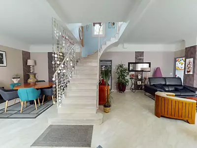 Maison, 210 m²