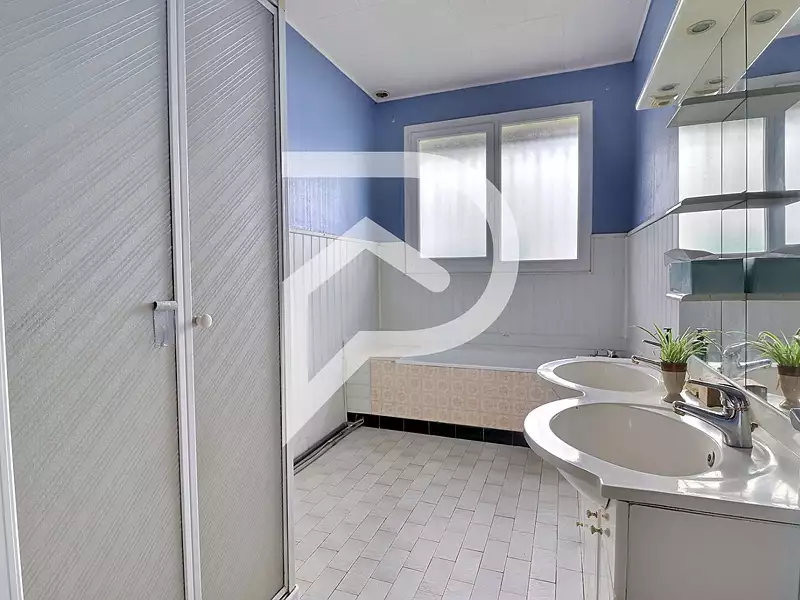 Maison, 145 m²