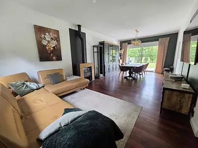 Maison, 196 m²