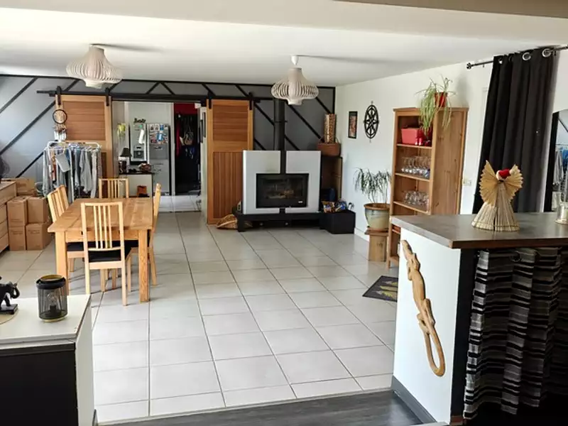 Maison, 153 m²