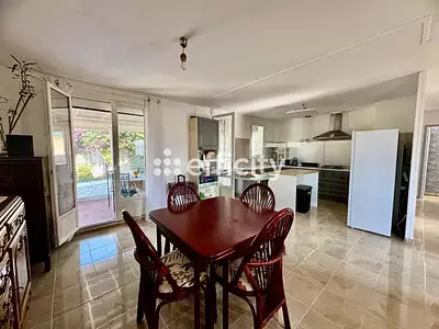 Maison, 98 m²