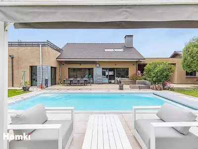 Maison, 237 m²