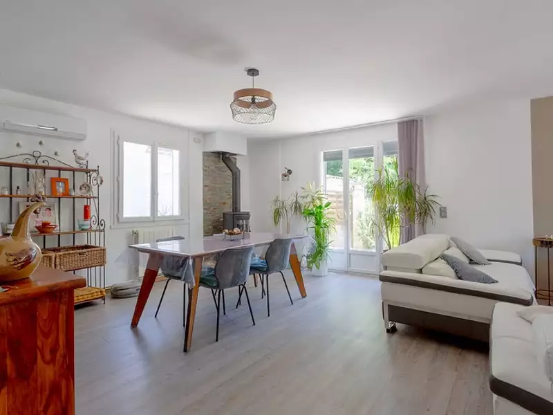 Maison, 160 m²