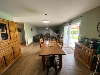 Maison, 121 m²