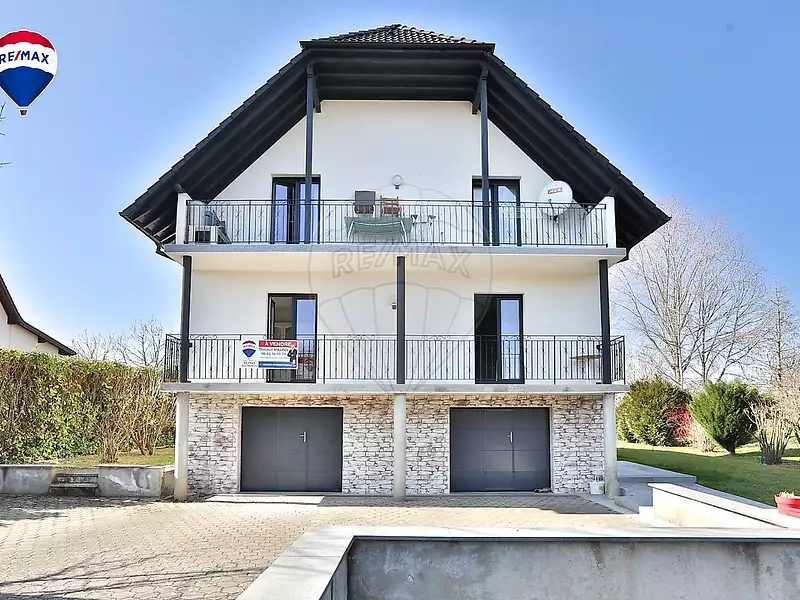 Maison, 197 m²
