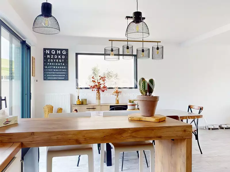 Maison, 109 m²