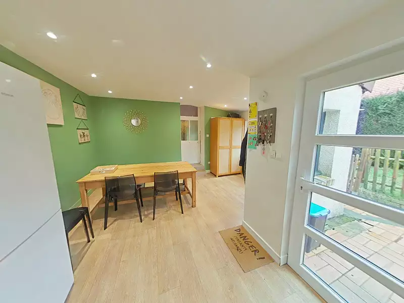 Maison, 102 m²