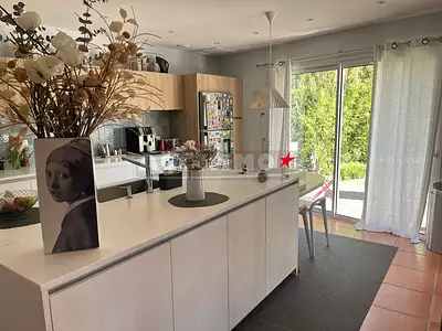 Maison, 250 m²