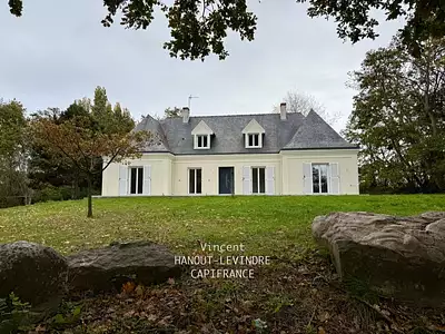 Maison, 248 m²