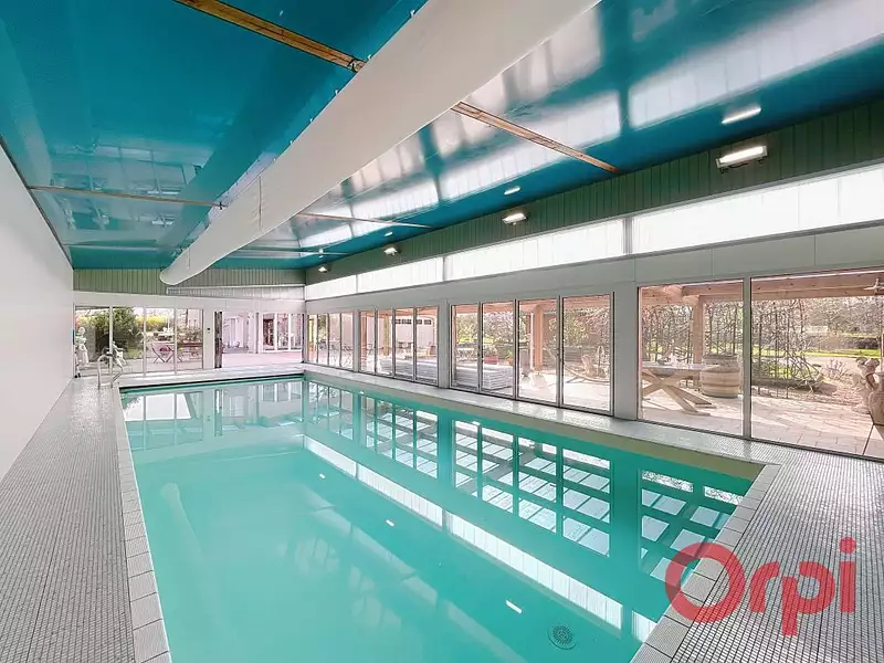 Maison, 315 m²
