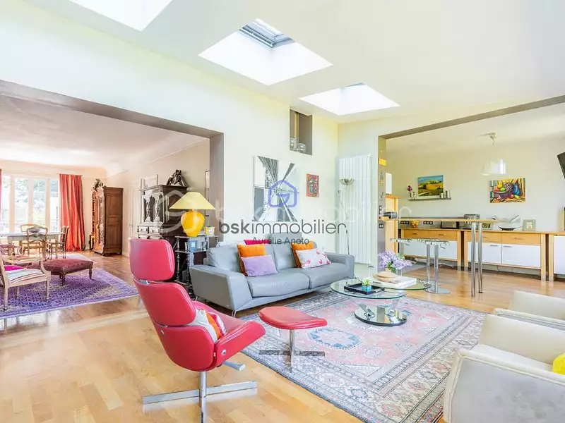 Maison, 318 m²