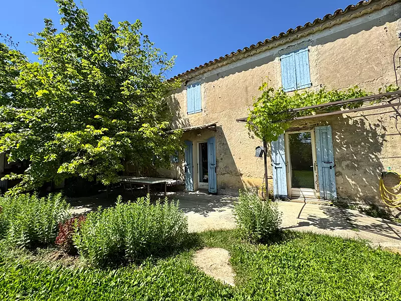 Maison, 240 m²