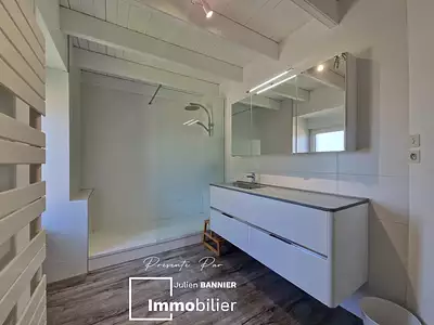 Maison, 143 m²