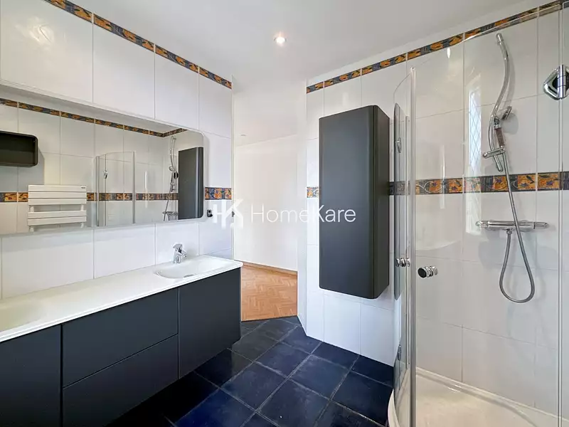 Maison, 195 m²