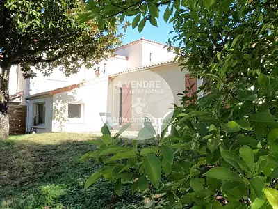 Maison, 336 m²