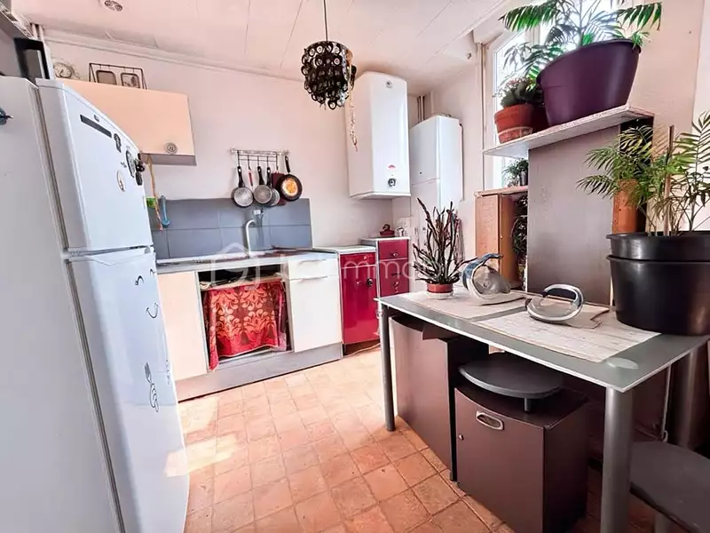 Immeuble, 390 m²