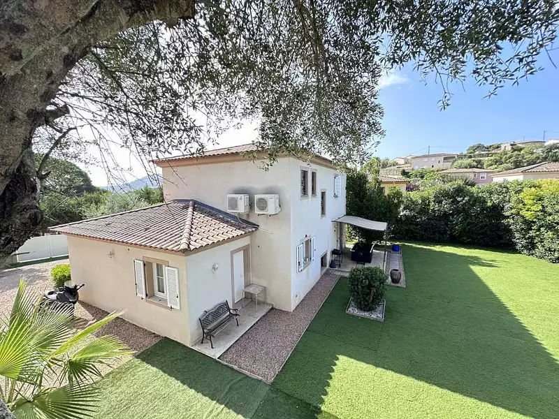 Maison, 142 m²