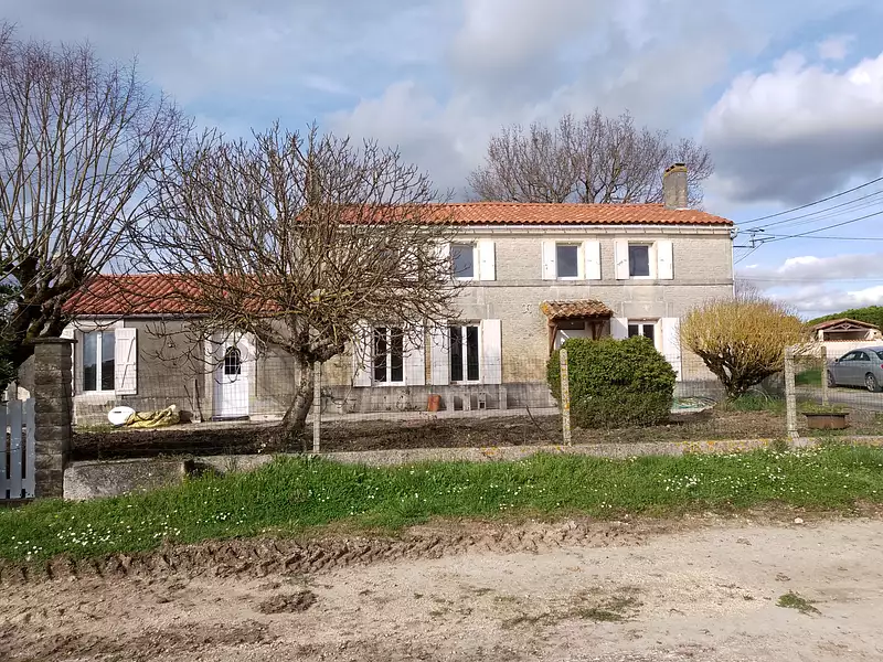 Maison, 166 m²