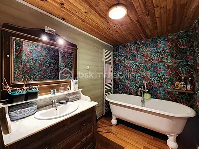 Maison, 252 m²