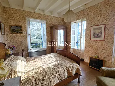 Maison, 325 m²