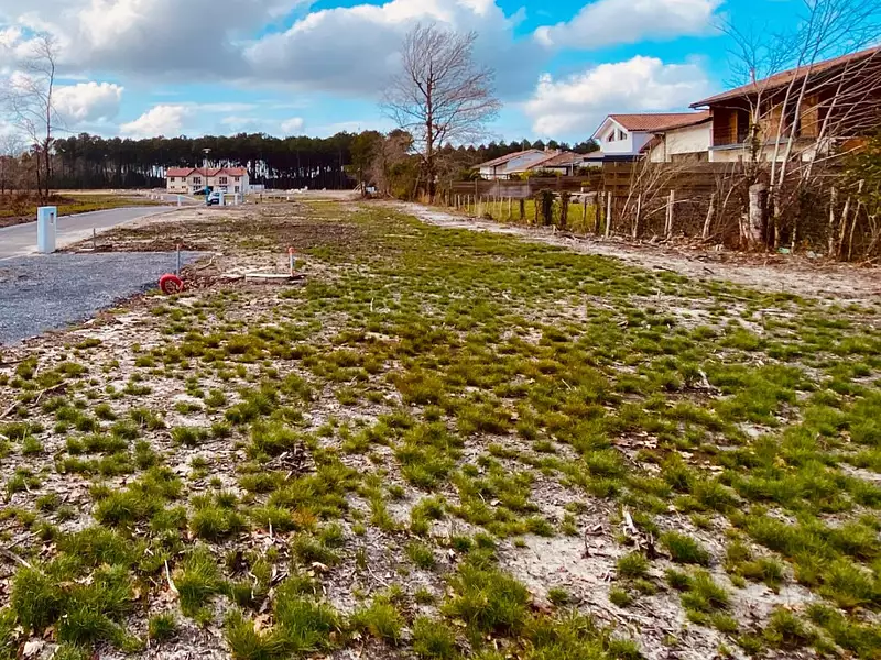 Terrain, 476 m²