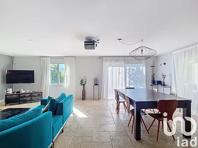 Maison, 220 m²