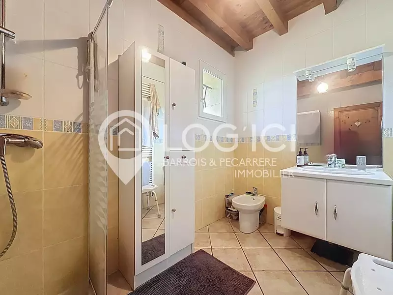 Maison, 162 m²