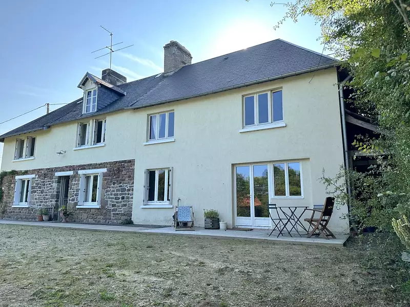 Maison, 168 m²