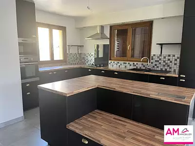 Maison, 115 m²