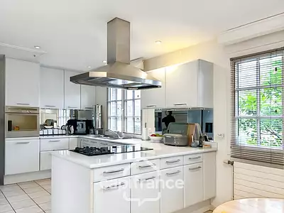 Maison, 336 m²