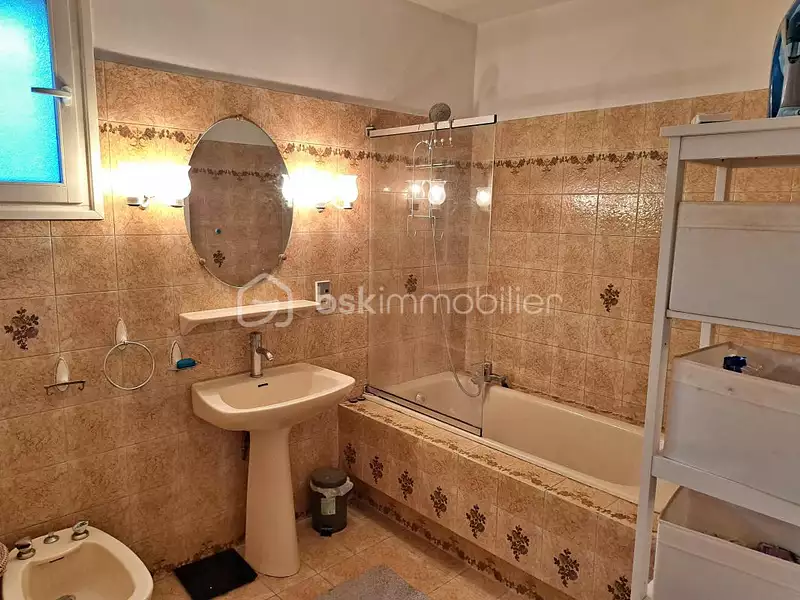 Maison, 114 m²