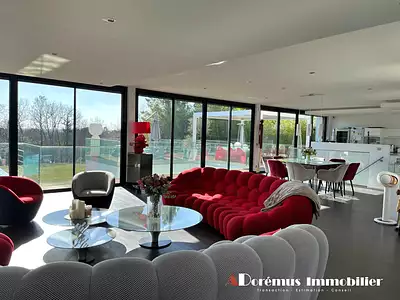 Maison, 250 m²