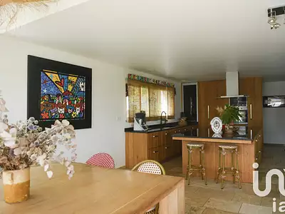 Maison, 238 m²