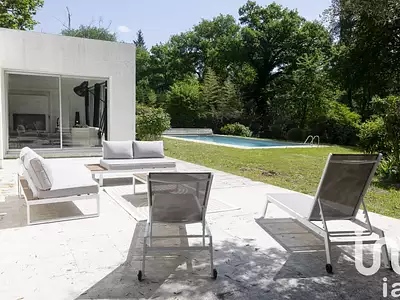 Maison, 320 m²