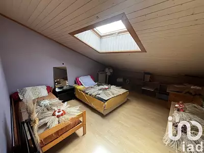 Maison, 215 m²