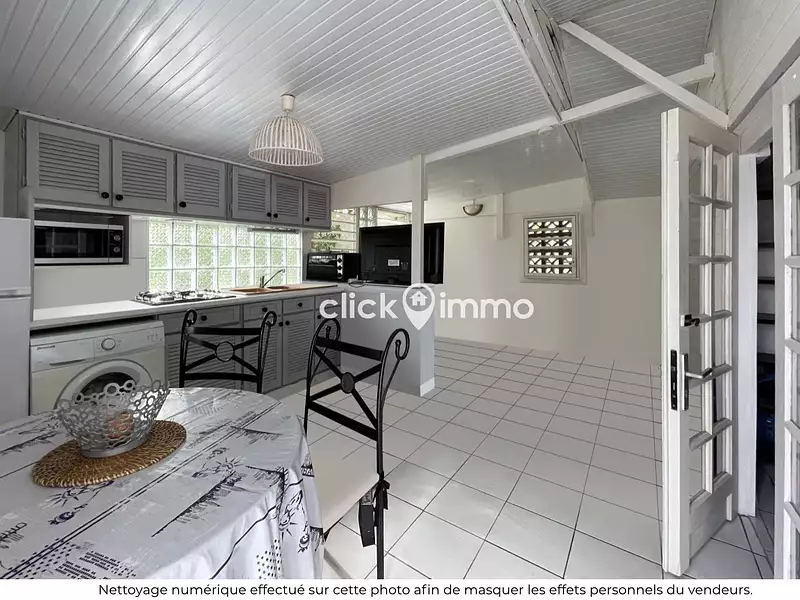 Maison, 220 m²
