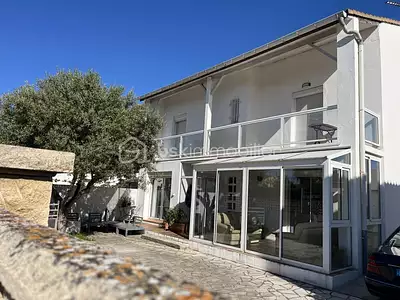 Maison, 140 m²