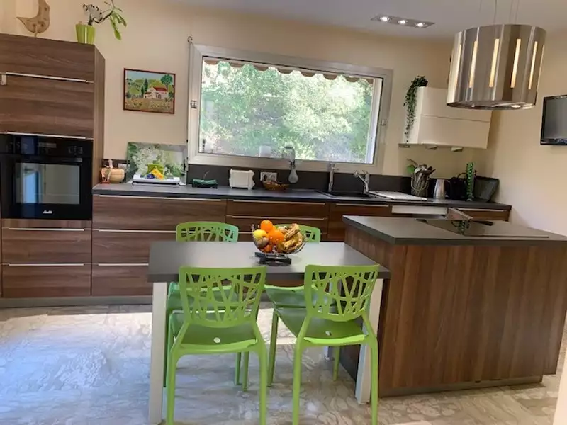 Maison, 300 m²