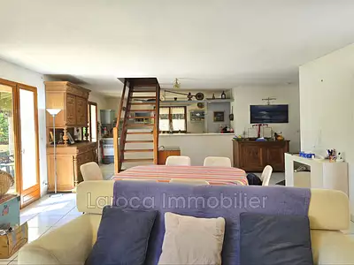 Maison, 124 m²