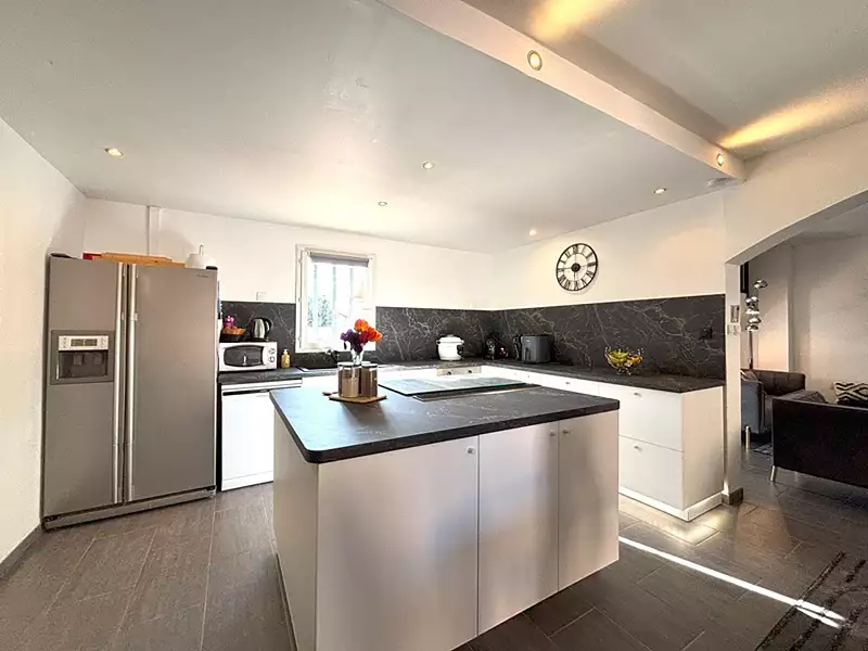 Maison, 114 m²
