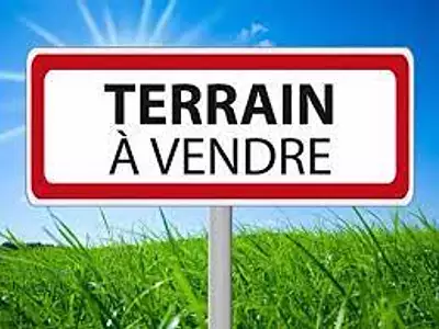 Terrain, 677 m²