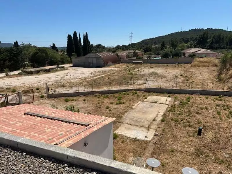 Divers, 4 300 m²