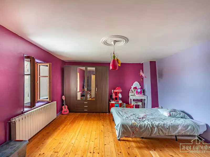 Maison, 180 m²
