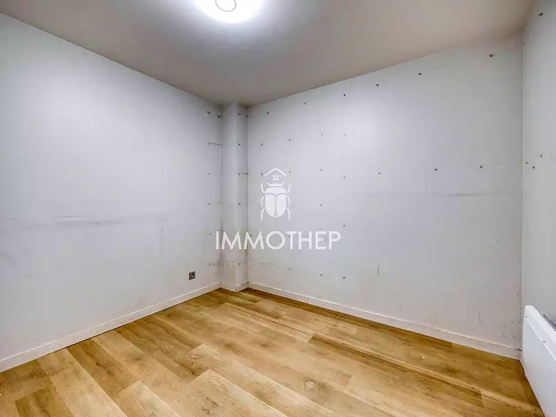 Divers, 296 m²