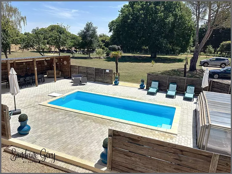 Maison, 660 m²