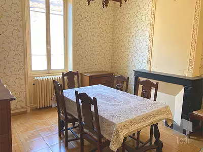 Immeuble, 113 m²
